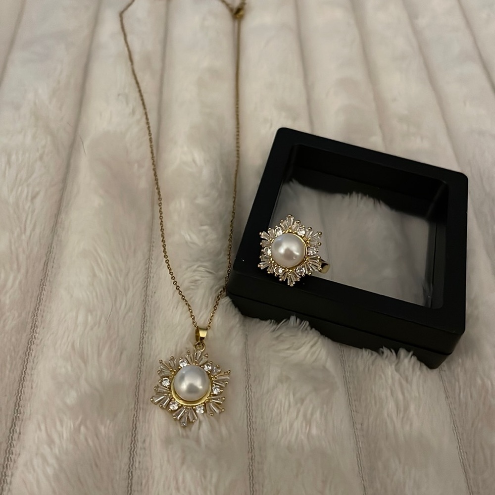 Handcrafted Snowflake Shaped Freshwater Pearl Necklace and Ring Duo